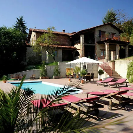 Mansion In Langhe With Pool And Winery Charm