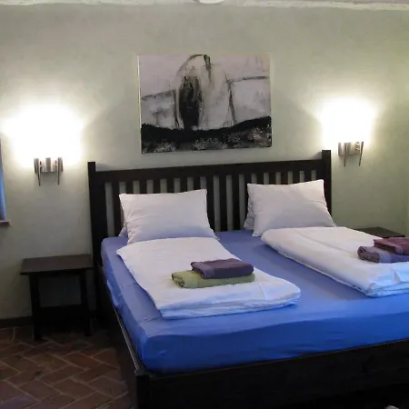 Сasa de vacaciones Mansion In Langhe With Pool And Winery Charm *